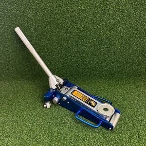 Astroline Model 015 Mini Display Floor Jack Garage Decor Collectable Works